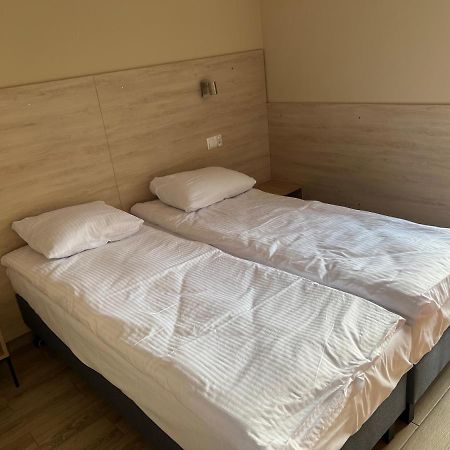 Ludowa Restauracja & Noclegi Кетш Екстер'єр фото