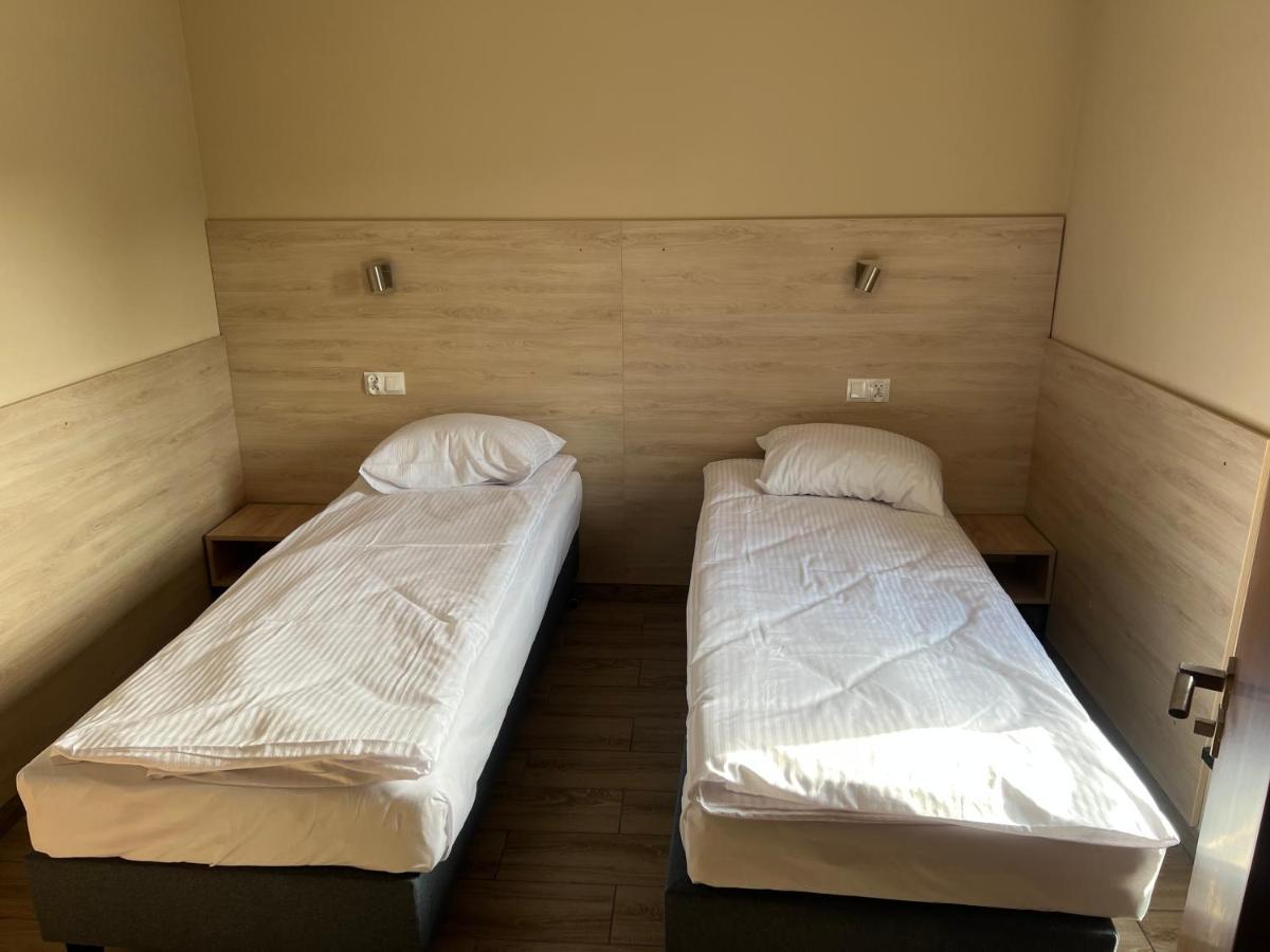 Ludowa Restauracja & Noclegi Кетш Екстер'єр фото